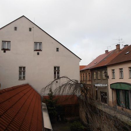 Penzion U Ceske Koruny Jicin Bagian luar foto